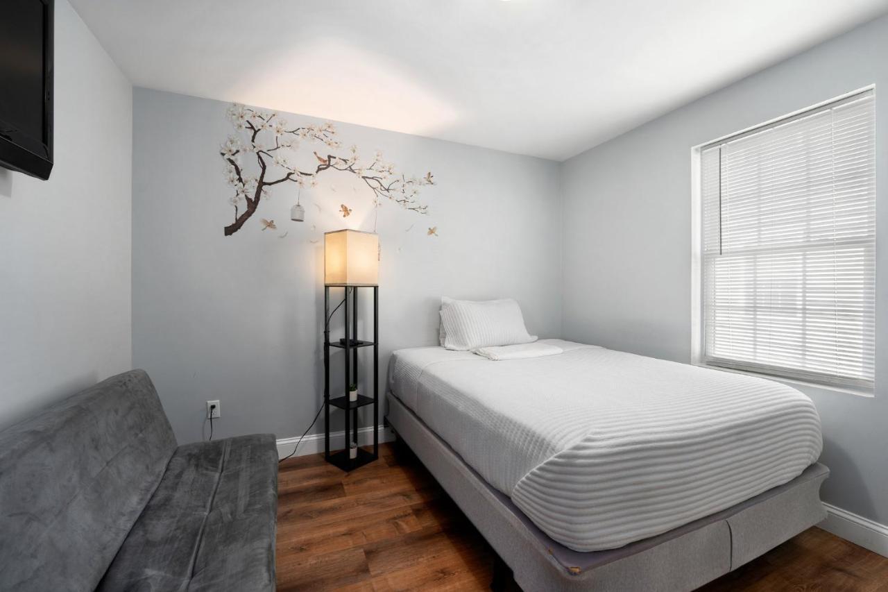 פרובידנס Cozy 3 Bedroom Serviced Apt מראה חיצוני תמונה