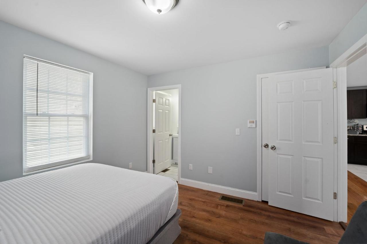 פרובידנס Cozy 3 Bedroom Serviced Apt מראה חיצוני תמונה